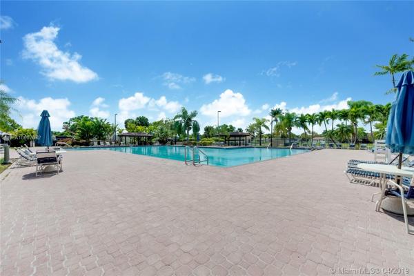 Town Villas In The Crossings, 13531 SW 110th Ter, The Crossings, Florida 33186, image 2