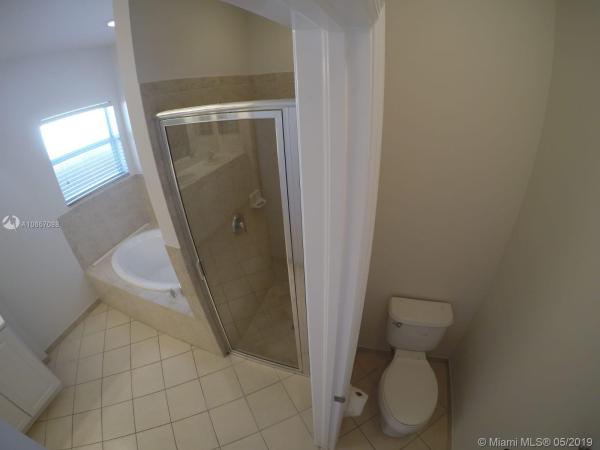 Aruba At Oasis, 2855 NE 2nd Dr, Homestead, Florida 33033, image 2