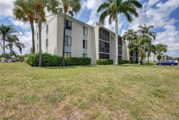 The Palm Club, 1112 Green Pine Blvd #G3, West Palm Beach, Florida 33409, image 2