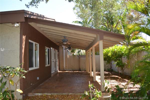 Pinetree Village, 11206 SW 114th Lane Cir, Kendall, Florida undefined, image 2