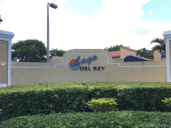 Lago Del Rey, 7070 NW 173rd Dr #302, Hialeah, Florida 33015, image 2