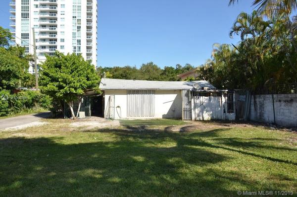 Royal Poinciana Park, 1845 NW 11th St, Miami, Florida 33125, image 1