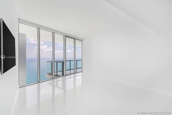 Jade Beach, 17001 Collins Ave #4304, Sunny Isles Beach, Florida 33160, image 2