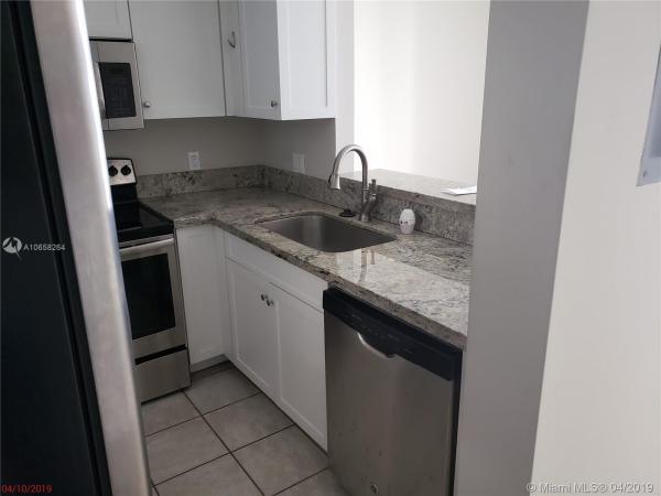 Fortune House, 185 SE 14th Ter #2401, Miami, Florida 33131, image 2