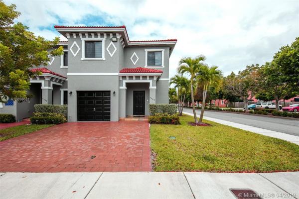 Oakland, 4429 SW 163rd Pl, Palmetto Estates, Florida 33185, image 2