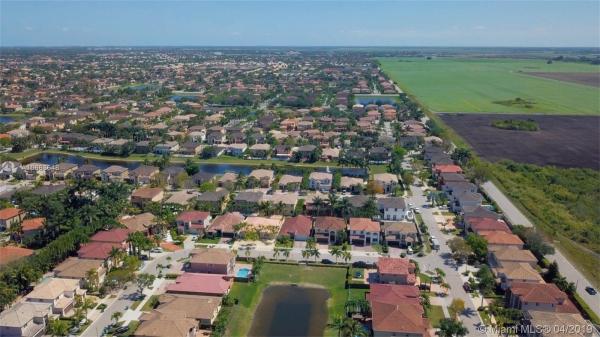 16560 SW 57th Ln, Unincorporated Dade County, Florida 33193, image 2