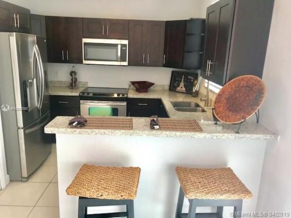 Kendall Breeze, 12622 SW 122nd St #12622, Kendall, Florida 33186, image 2