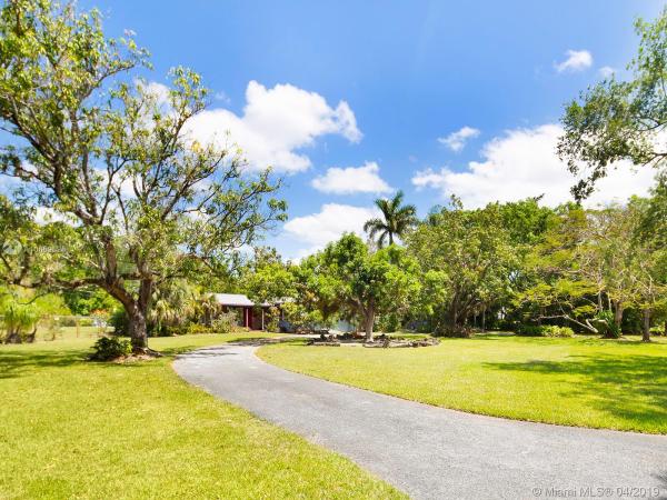 Pinecrest Residential, 9675 SW 69th Ave, Pinecrest, Florida 33156, image 2