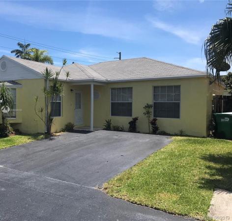 Villas Of Deerwood, 12564 SW 144th Ter, Three Lakes, Florida 33186, image 2