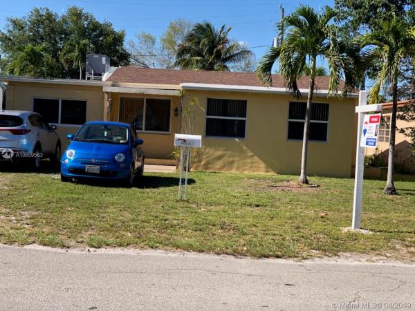 Hollywood Park, 2227 Thomas St, Hollywood, Florida 33020, image 2