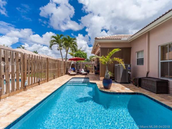 Poinciana Parc, 14025 S Cypress Cove Cir, Davie, Florida 33325, image 2