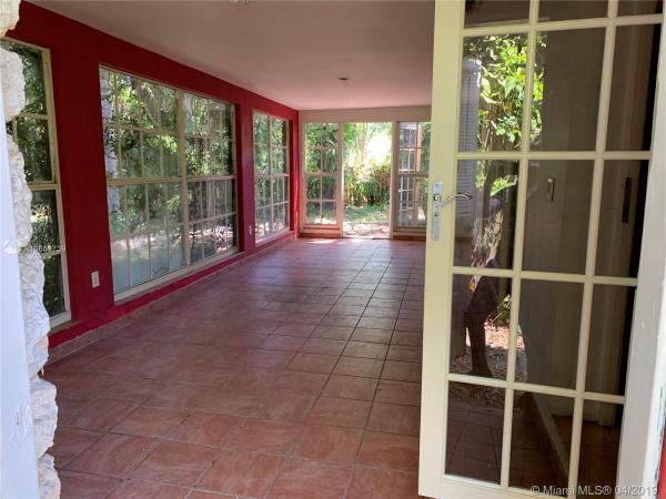 Mango Terrace, 6831 SW 76th Ter, South Miami, Florida 33143, image 2
