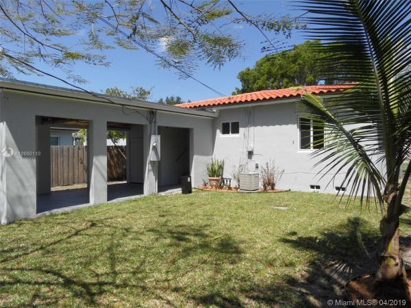 Country Club Estates, 456 South Dr, Miami Springs, Florida 33166, image 2