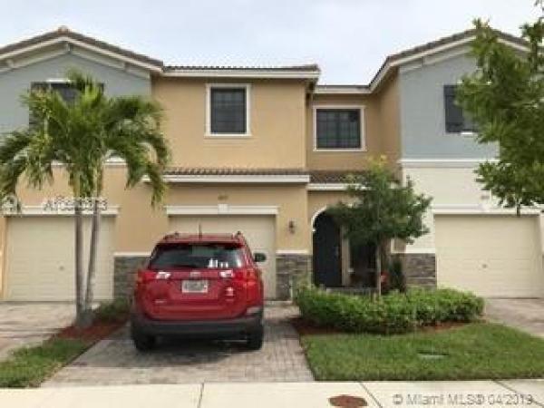 Champion Lakes, 403 NE 194th Ln #403, Ives Estates, Florida 33179, image 2