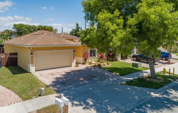 Pelican Bay At Old Cutler Lakes, 9051 SW 208th Ter, Cutler Bay, Florida 33189, image 2