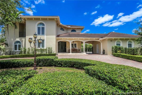 Pinewood Grove, 9881 SW 94th Ter, Kendall, Florida 33176, image 2