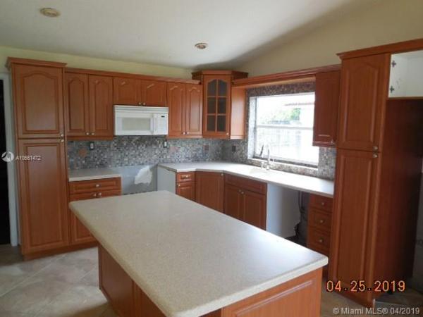 Winston Park, 8533 SW 133rd Pl, Kendale Lakes, Florida 33183, image 2