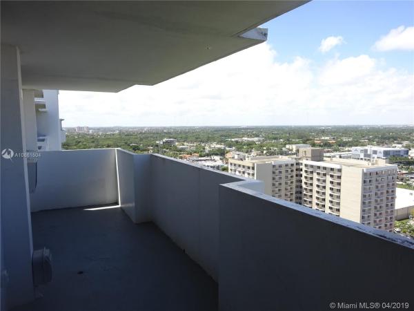 Commodore Plaza Century, 2780 NE 183rd St #PH-11, Aventura, Florida 33160, image 2