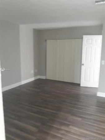Oak Park, 21039 SW 124th Ave Rd, South Miami Heights, Florida 33177, image 2