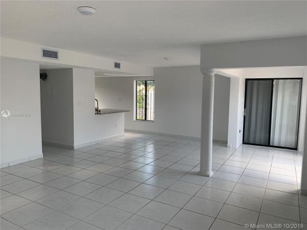 Villa Venezia, 1401 SW 124th Ct #A-9, Tamiami, Florida 33184, image 2