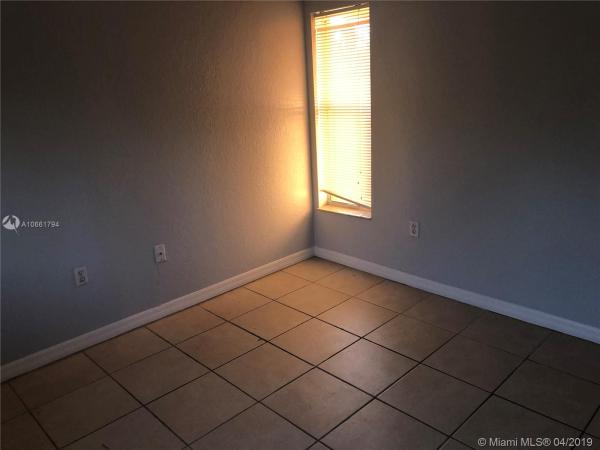 Villas Of Palm Bay, 872 SW 9th Ct, Florida City, Florida 33034, image 2