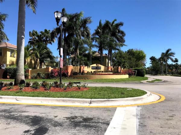 Shoma Townhomes At Keys Cove, 2820 SE 16th Ave #117, Homestead, Florida 33035, image 2