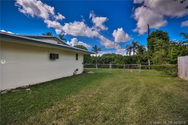 Snapper Creek Park, 8600 SW 87th Ave, Kendall, Florida 33173, image 2
