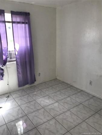 Riviera Beach Heights, 832 W 2nd St, Riviera Beach, Florida 33404, image 2