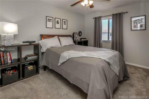 16442 SW 53rd Ter, Unincorporated Dade County, Florida 33185, image 2