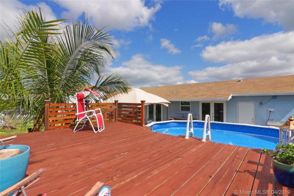 Meadow Wood Manor, 12408 SW 259th St, Goulds, Florida 33032, image 2