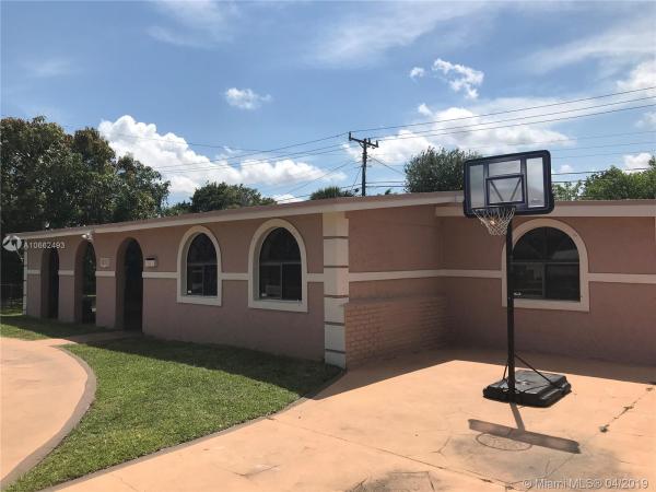 19320 NE 2nd Ave, Unincorporated Dade County, Florida 33179, image 2
