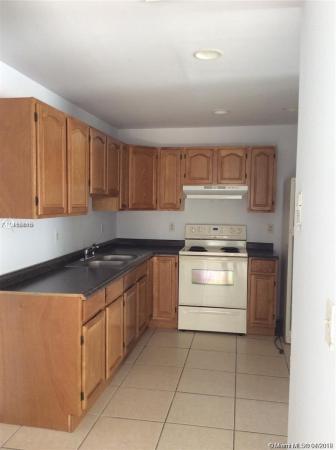 Seagrape Village, 185 NE 12th Ave #185, Homestead, Florida 33030, image 2