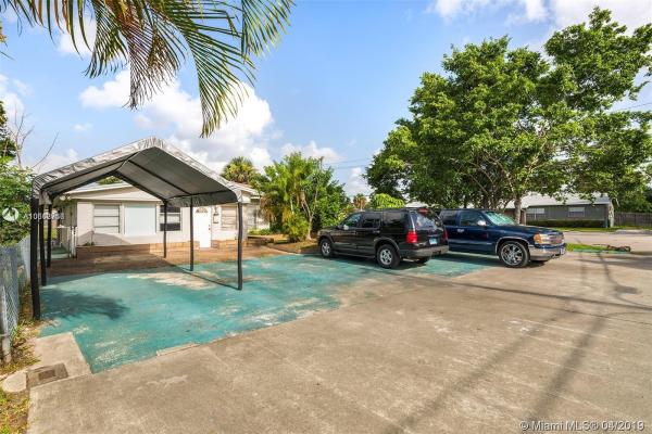 Rohan Acres, 1735 SW 29th Ave, Fort Lauderdale, Florida 33312, image 2