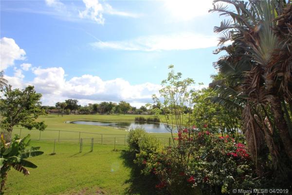 Briar Bay Townhouse Estates, 13201 SW 95th Ave, Kendall, Florida 33176, image 2