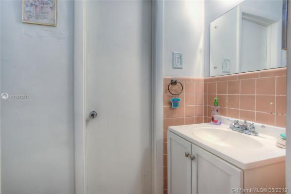 Andrew Manor Estates, 1131 NW 201st St, Miami Gardens, Florida 33169, image 2