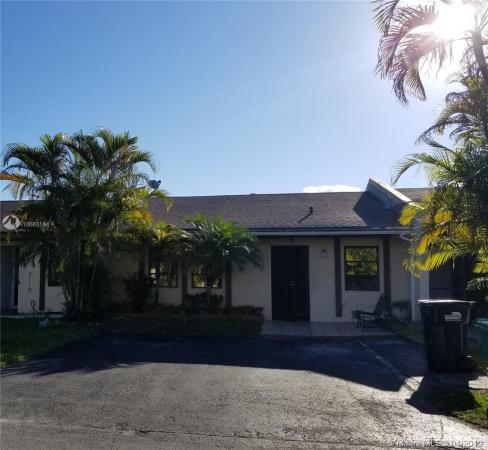 Bent Tree Center, 5105 SW 139th Pl #5105, Kendale Lakes, Florida 33175, image 2