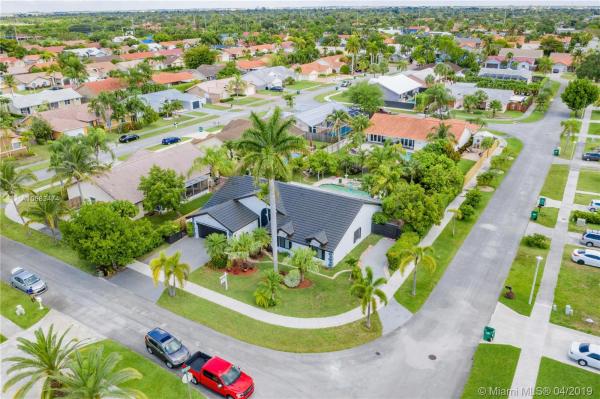 Limewood Grove, 14453 SW 165th Ter, Richmond West, Florida 33177, image 2