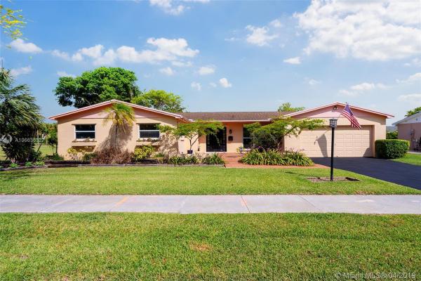 Kendale South, 10241 SW 107th St, Kendall, Florida 33176, image 2