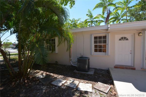 Village Of El Portal, 495 NE 89th St, El Portal, Florida 33138, image 2