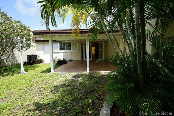 Miami Lakes Golf Course Village, 7362 Big Cypress Ct, Miami Lakes, Florida 33014, image 2
