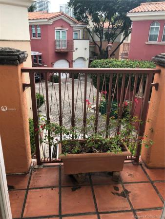 Aventura Bay Townhomes, 18470 NE 30th Ct, Aventura, Florida 33160, image 2