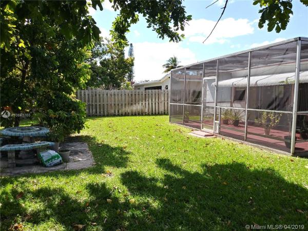 Oriole Estates, 3174 NW 40th Ct, Lauderdale Lakes, Florida 33309, image 2