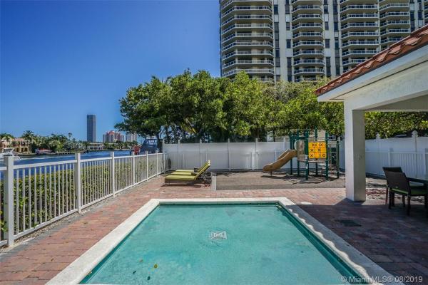 Hamptons South, 20201 E Country Club Dr #1503, Aventura, Florida 33180, image 2