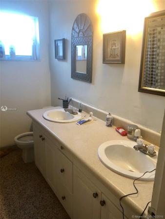 Carol City, 4820 NW 177th St, Miami Gardens, Florida 33055, image 2