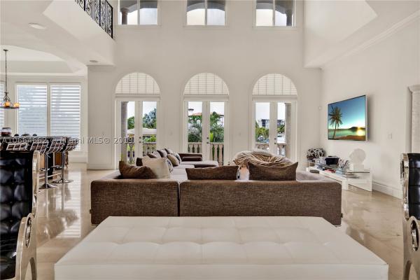 Keystone Island, 2391 Bayview Ln, North Miami, Florida 33181, image 2