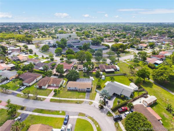 Winston Park, 7610 SW 131st Ave, Kendale Lakes, Florida 33183, image 1