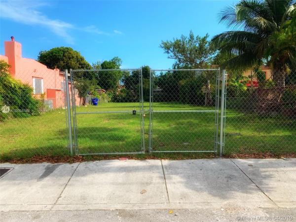 Rogers, 1860 NW 5th St, Miami, Florida 33125, image 2