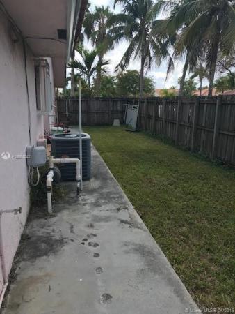 Leomar Homes, 800 NW 133rd Ave, Tamiami, Florida 33182, image 2