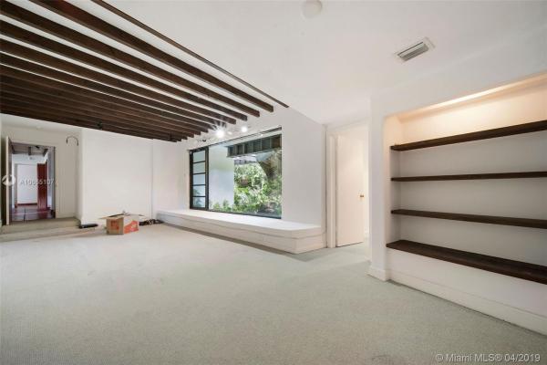 Ye Little Wood, 3920 Wood Ave, Miami, Florida 33133, image 2