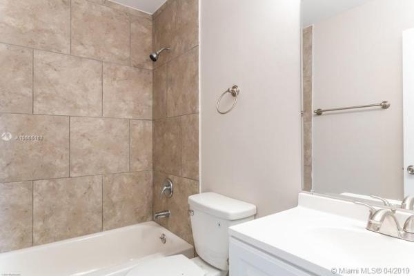 Canalakes, 1804 Wharf Ln, Greenacres, Florida 33463, image 2